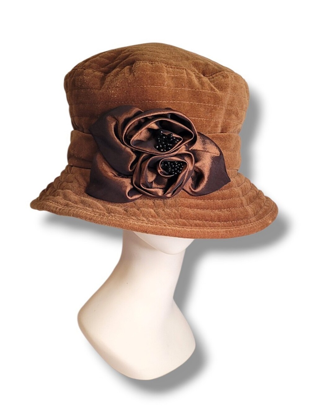 Vintage 90s Velvet Cloche Hat